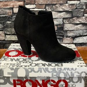 Black heel booties